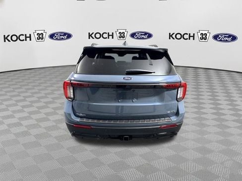 New 2026 Ford Explorer ST-Line w/ ST-Line Street Pack image 7