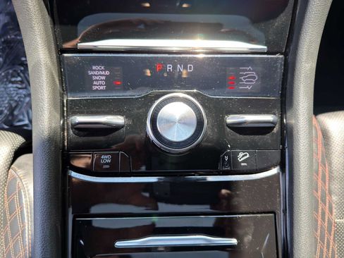Used 2023 Jeep Grand Cherokee Summit AWD/4WD image 20