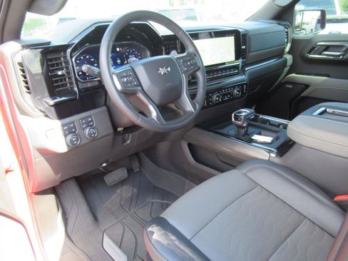 Used 2022 Chevrolet Silverado 1500 ZR2 AWD/4WD image 20