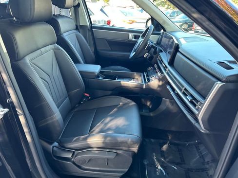 Used 2025 Hyundai Santa Fe SEL image 29