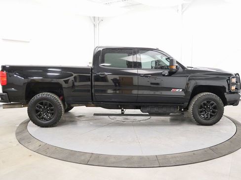 Used 2018 Chevrolet Silverado 2500 LTZ w/ Duramax Plus Package image 8