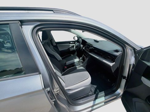 Certified 2024 Volkswagen Taos S FWD image 30