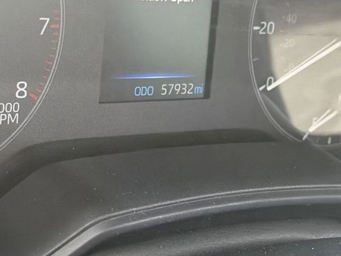 Used 2024 Toyota Corolla LE image 9