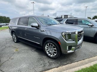 Used 2022 GMC Yukon XL SLT w/ SLT Luxury Package AWD/4WD video 1