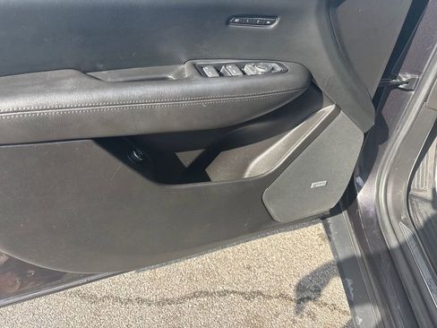 Used 2018 Cadillac XT5 Luxury w/ Driver Awareness Package image 15