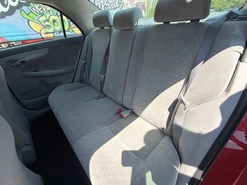 Used 2009 Toyota Corolla FWD image 19