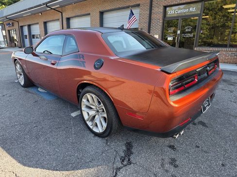 Used 2020 Dodge Challenger R/T Scat Pack RWD image 4