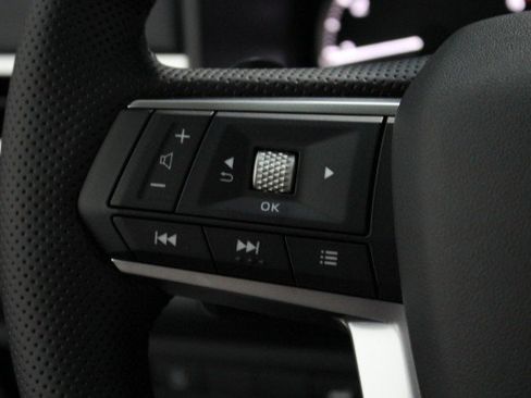 New 2026 Mitsubishi Outlander SE image 9