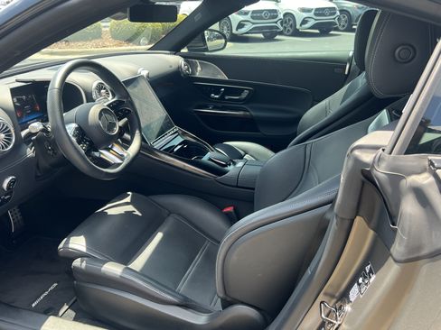 Certified 2023 Mercedes-Benz SL 43 AMG image 35