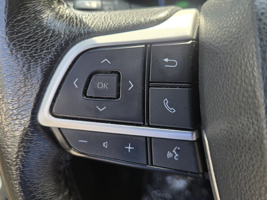 Used 2022 Toyota Sienna XLE FWD image 28