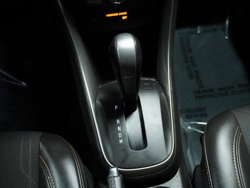 Used 2018 Chevrolet Trax LT w/ LT Convenience Package image 18