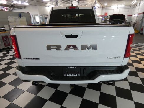 Used 2025 RAM 1500 Laramie w/ Sport Appearance Package AWD/4WD image 6