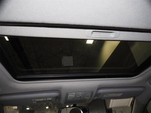 Used 2011 Toyota RAV4 Limited image 9