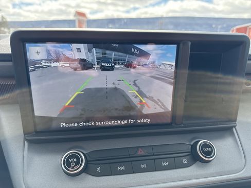 Used 2022 Ford Maverick Lariat w/ Equipment Group 500A Standard image 26