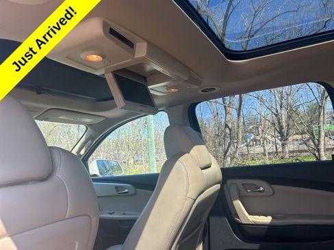 Used 2012 Chevrolet Traverse LTZ image 13