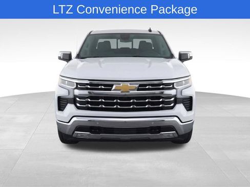 Used 2025 Chevrolet Silverado 1500 LTZ AWD/4WD image 5