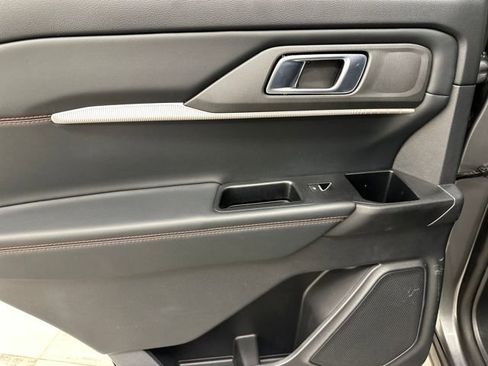 Certified 2025 Ford Explorer ST-Line w/ ST-Line Street Pack image 20