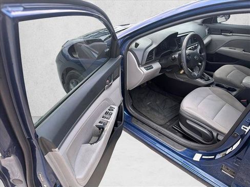 Used 2019 Hyundai Elantra SEL FWD image 10