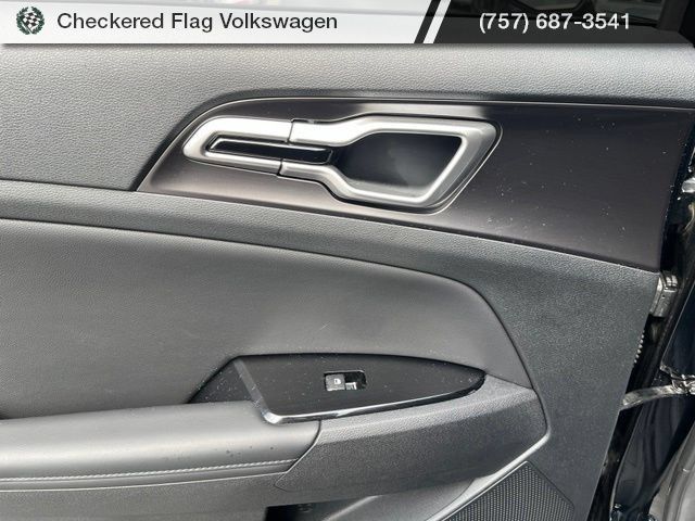 Used 2023 Kia Sportage EX FWD image 22