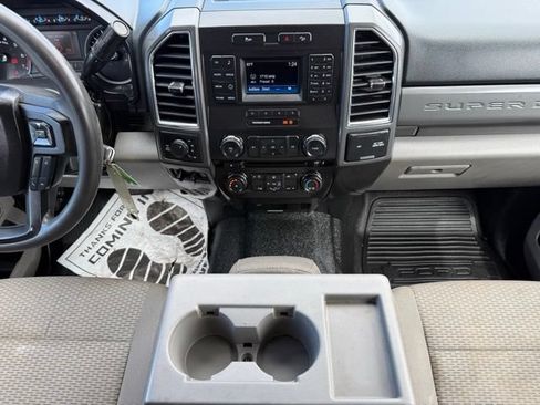 Used 2018 Ford F250 XLT w/ XLT Value Package AWD/4WD image 24