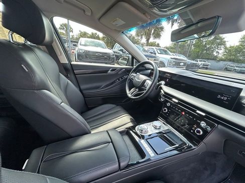 Used 2025 Genesis G80 2.5T AWD/4WD image 25
