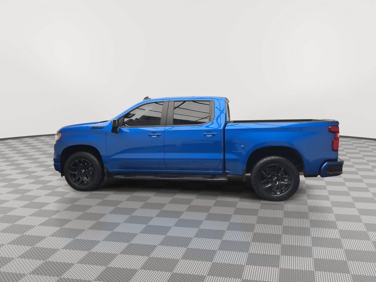 Used 2024 Chevrolet Silverado 1500 RST AWD/4WD image 40