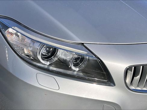 Used 2014 BMW Z4 sDrive35i image 21