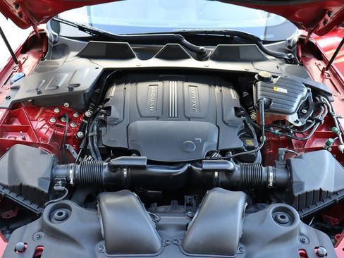 Used 2016 Jaguar XJ R-Sport image 61
