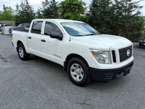 Used 2018 Nissan Titan S w/ S Utility Package AWD/4WD image 3