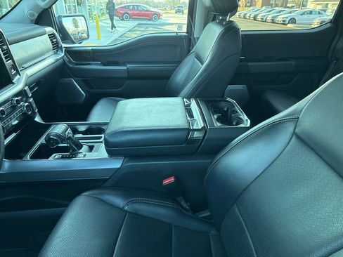 Used 2021 Ford F150 Lariat w/ Equipment Group 502A High image 9