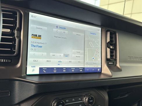 Used 2022 Ford Bronco Outer Banks image 20