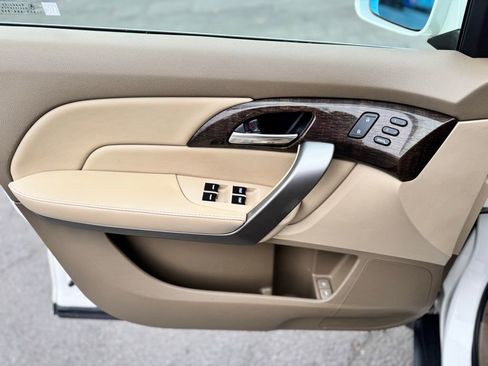 Used 2010 Acura MDX w/ Technology & Entertainment image 22