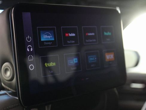 Used 2026 GMC Yukon XL AT4 Ultimate w/ LPO, Floor Liner Package image 17