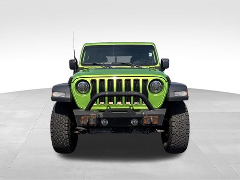 Used 2019 Jeep Wrangler Sport w/ Quick Order Package 24S AWD/4WD image 2