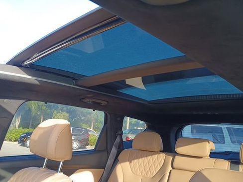 Used 2023 Hyundai Santa Fe Calligraphy image 11