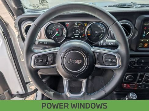 Used 2023 Jeep Wrangler Unlimited Rubicon 4xe AWD/4WD image 15