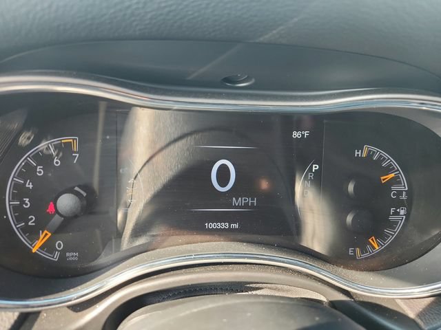 Used 2019 Jeep Grand Cherokee Altitude AWD/4WD image 11
