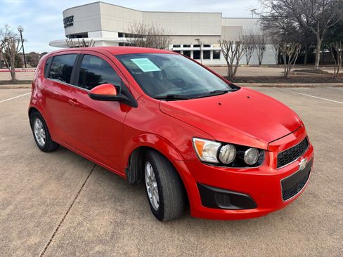 Used 2012 Chevrolet Sonic LT image 3