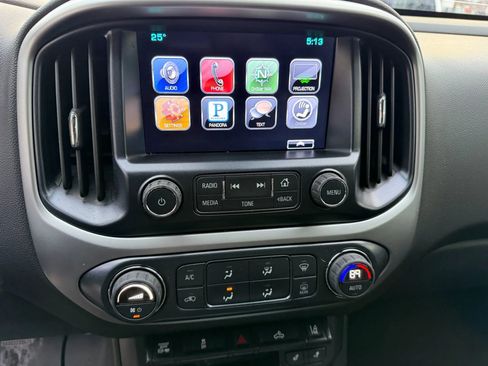 Used 2016 Chevrolet Colorado LT w/ Luxury Package, Chrome image 17