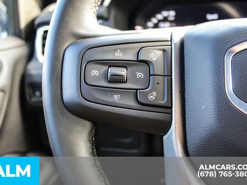 Used 2024 GMC Yukon Denali image 29