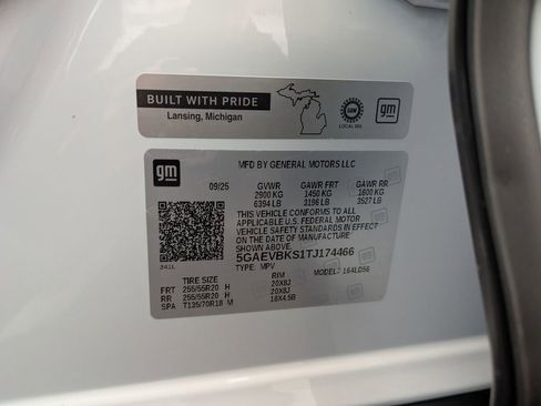 New 2026 Buick Enclave Sport Touring w/ Power Package AWD/4WD image 26