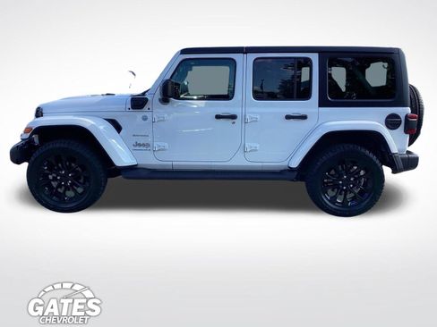 Used 2023 Jeep Wrangler Unlimited Sahara AWD/4WD image 6