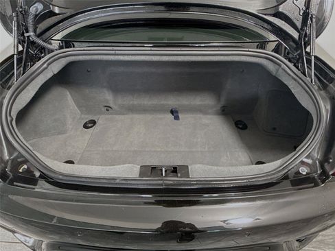 Used 2018 Maserati GranTurismo Sport image 2