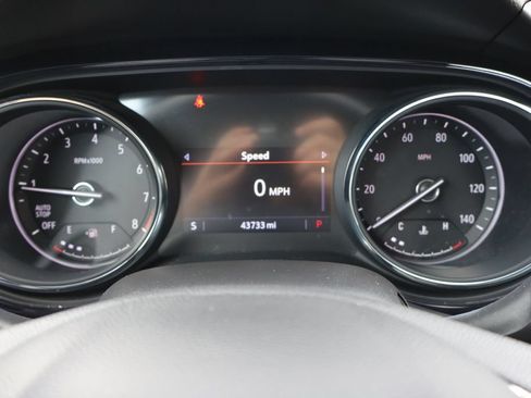 Used 2023 Buick Encore GX Preferred w/ Cold Weather Comfort Package FWD image 34
