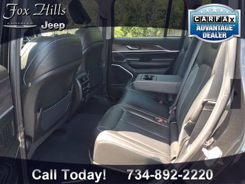 Used 2022 Jeep Grand Cherokee Limited 4xe AWD/4WD image 11