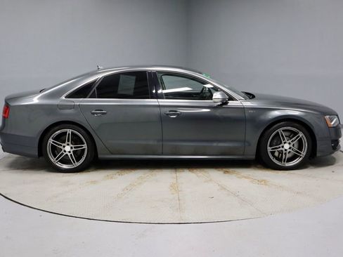Used 2013 Audi S8 w/ Driver Assistance Pkg image 6
