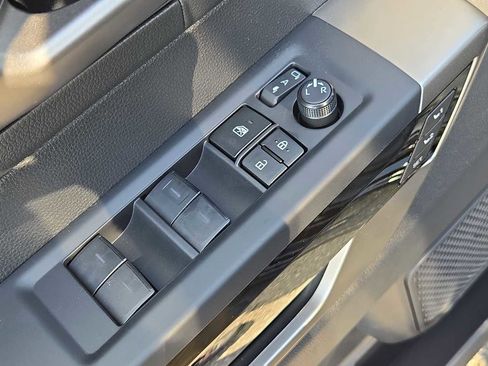 New 2026 Toyota Tundra Limited AWD/4WD image 6