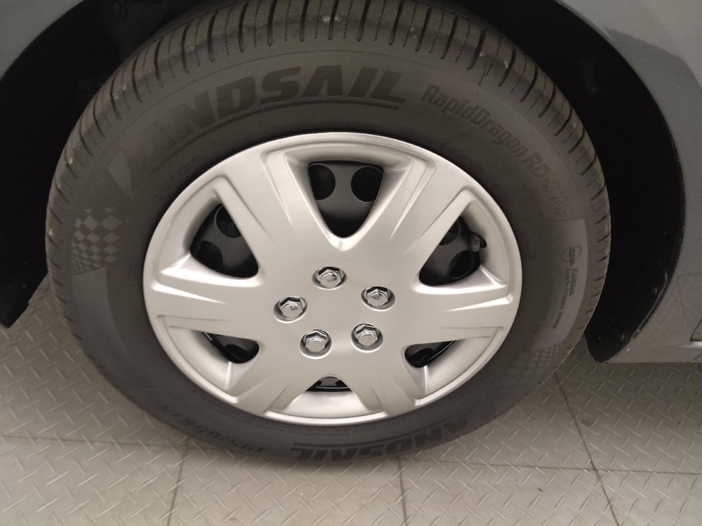 Used 2020 Chevrolet Sonic LS FWD image 31