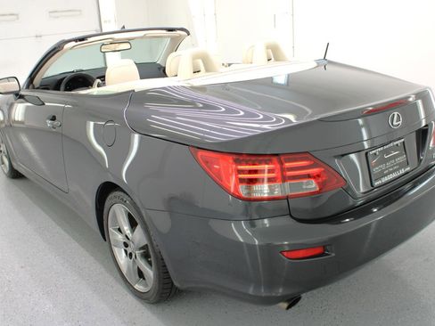 Used 2011 Lexus IS 250C image 7
