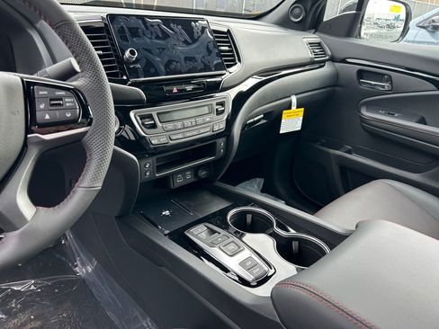 New 2026 Honda Ridgeline Black Edition image 11